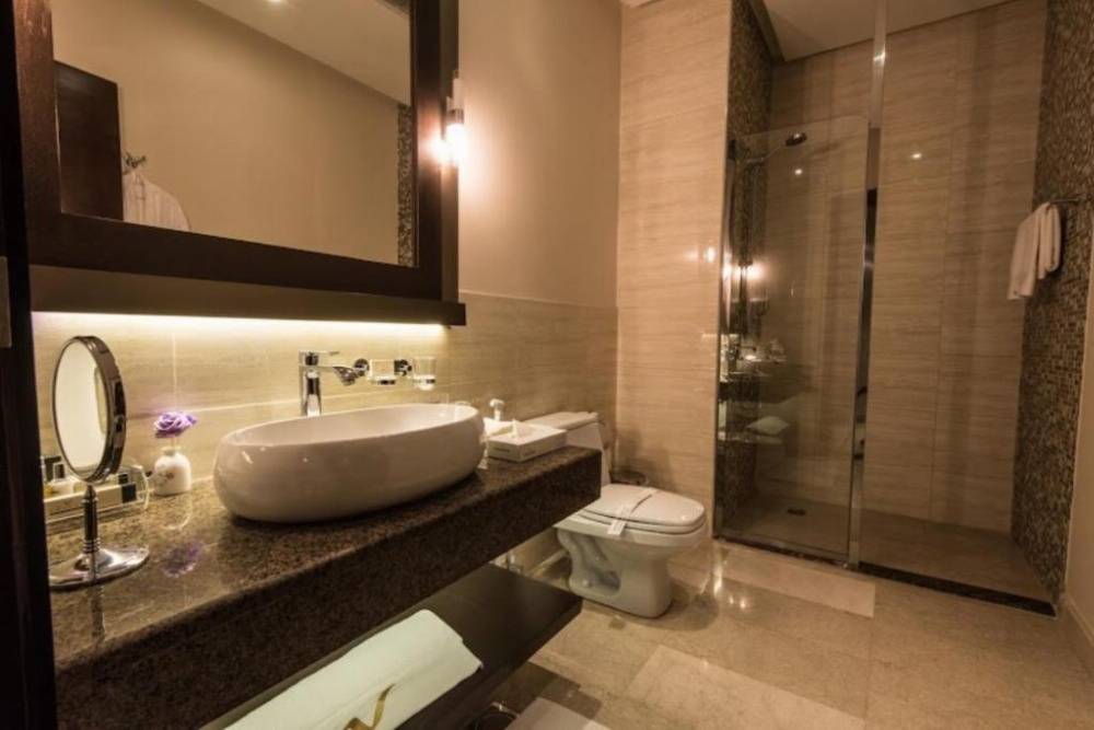 Voyage Hotel